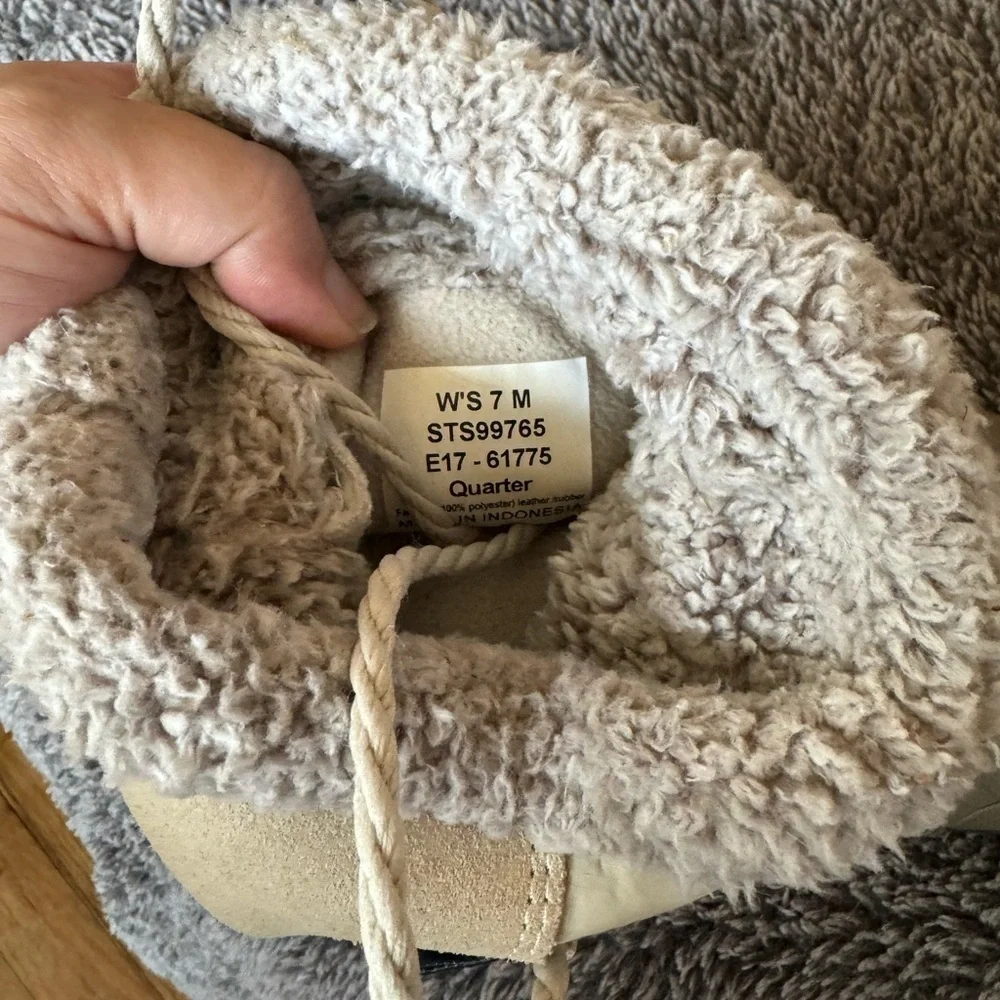 SPERRY Women’s Winter Boots Size 7